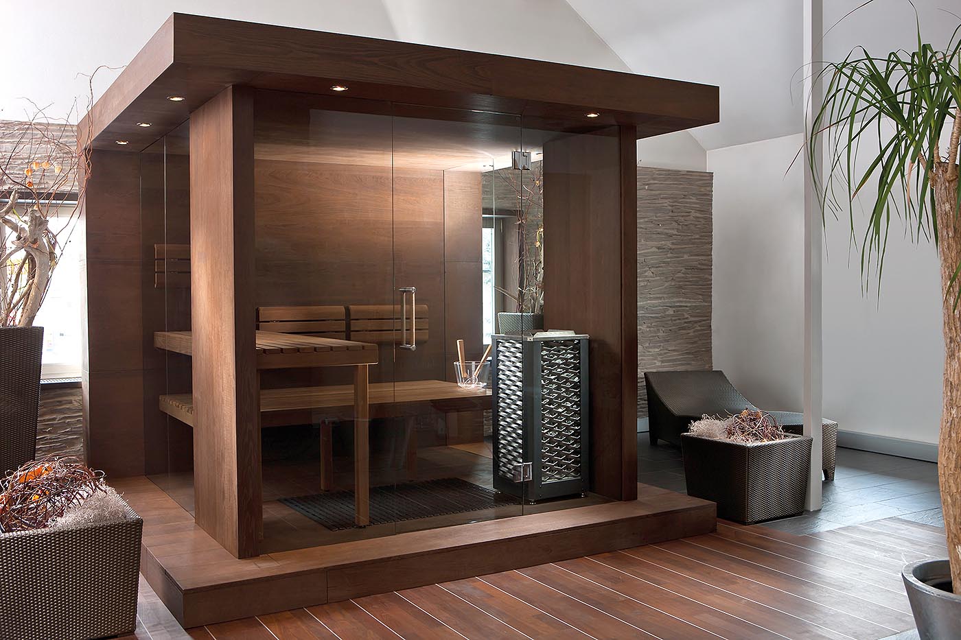 Design Sauna 32 Design Sauna für Zuhause mit Glasfront in edlem Sauna-Echtholzfurnier.