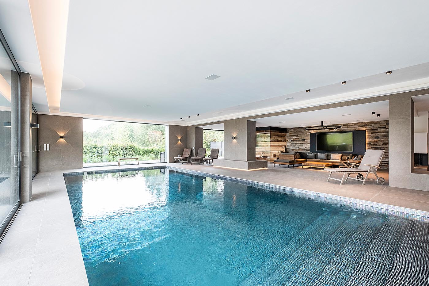 Stylishe Altholz Sauna 7 Luxus Sauna Design Altholz Glas corso 6 | corso saunamanufaktur