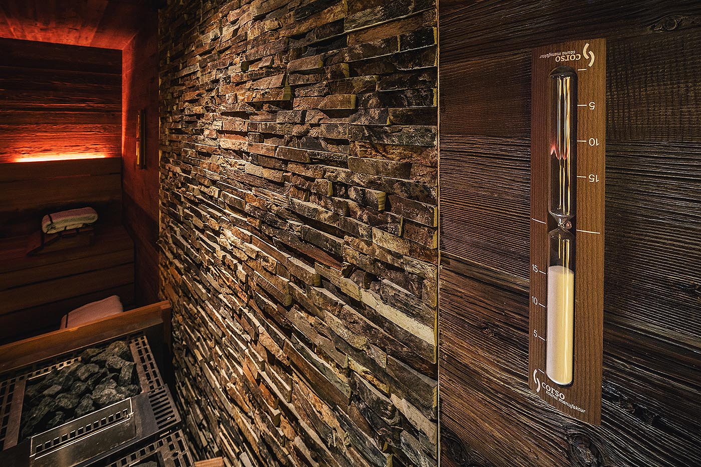 Sauna Materialien 6 Sauna für SPA Hotel VierJahreszeiten Hamburg corso 3 | corso saunamanufaktur