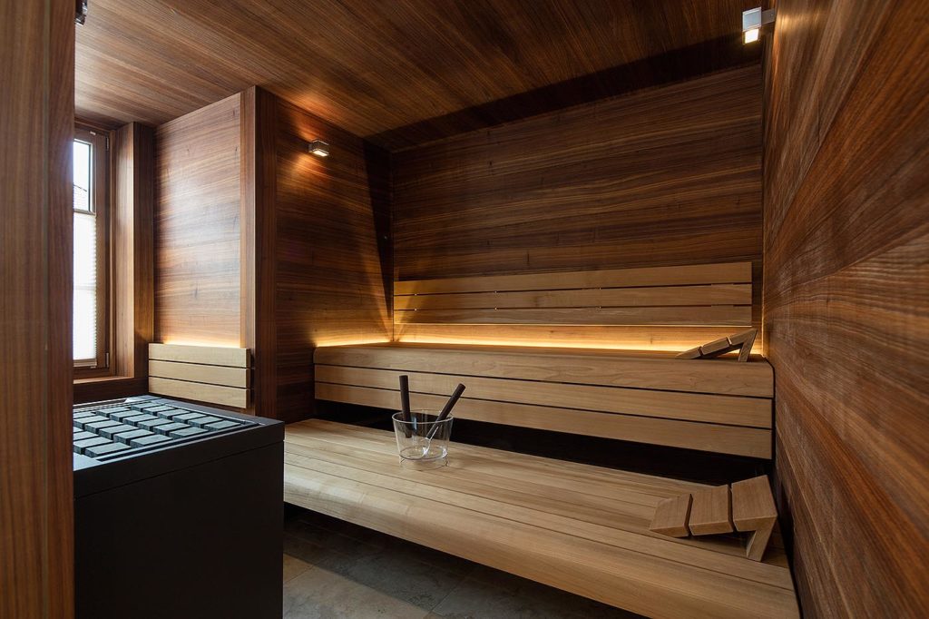 Collection de sauna LOUNGE 14 corso designsauna nussbaum thermo esche 1 | corso saunamanufaktur