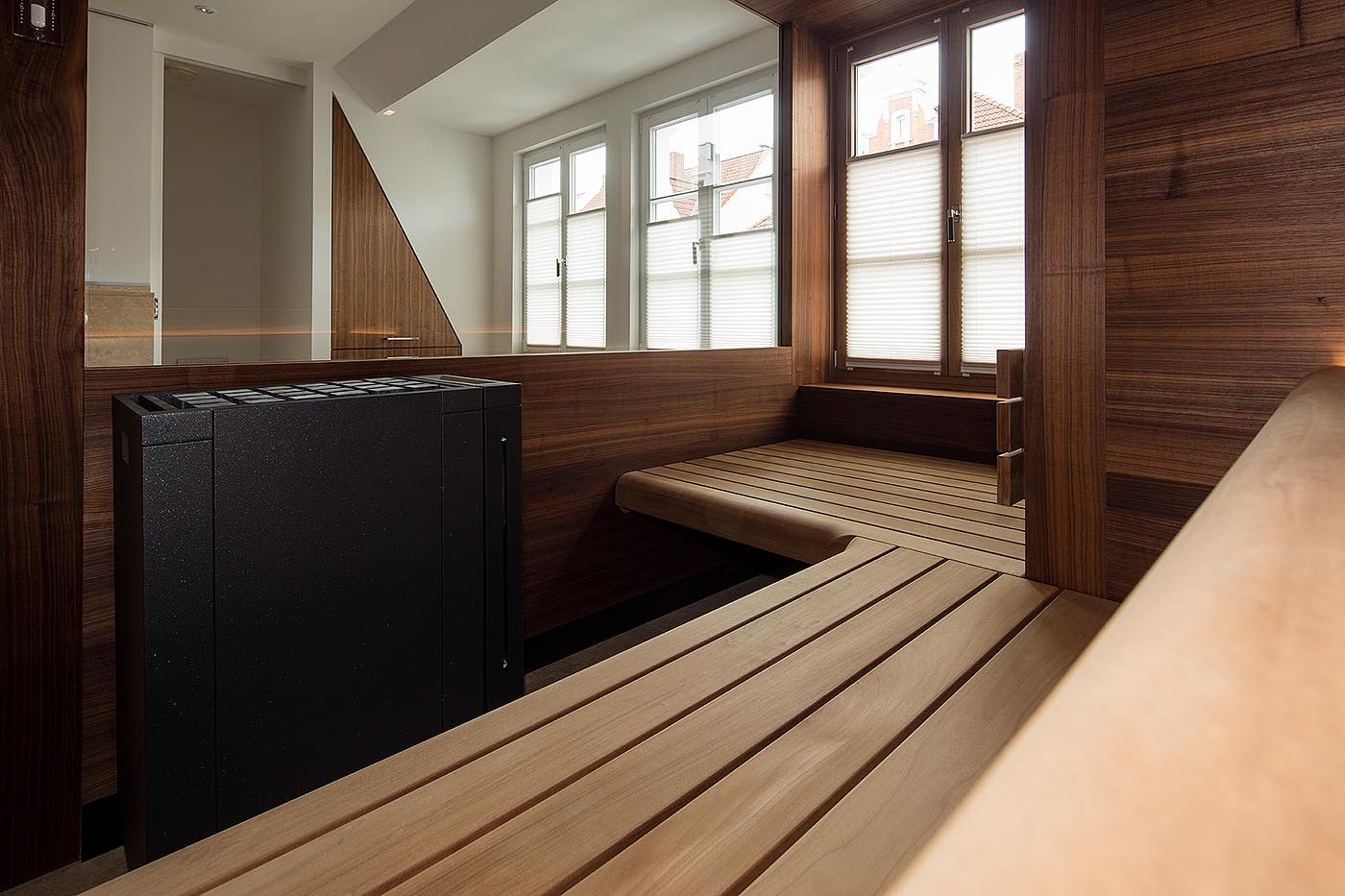 Design Sauna im Altbau 8 corso designsauna nussbaum thermo esche 8 | corso saunamanufaktur