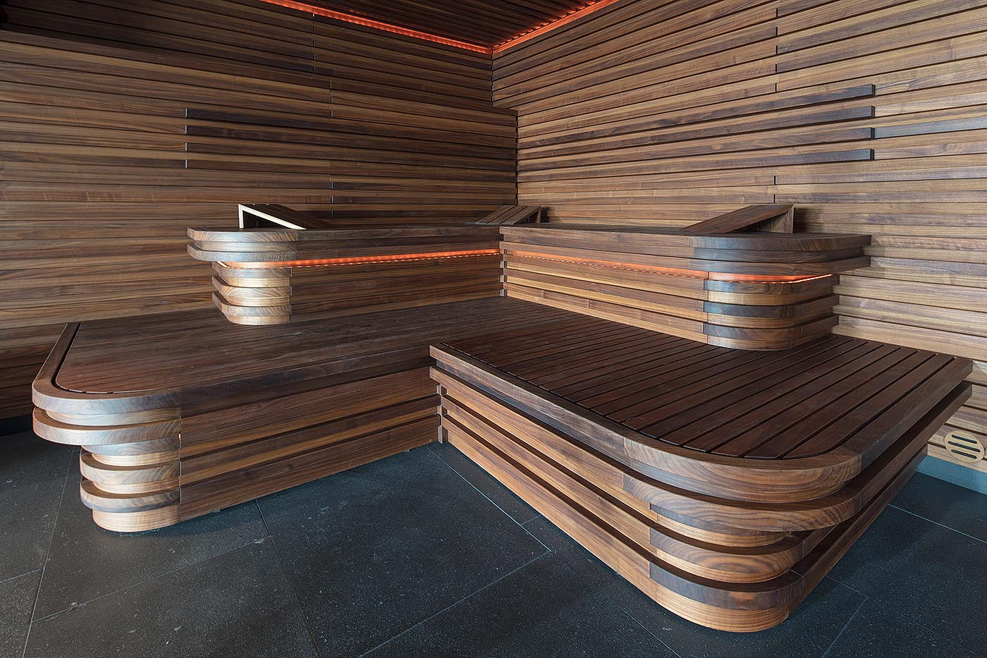 Nussbaum Design Sauna 4 luxus premium sauna nussbaum staebchen corso 3 | corso saunamanufaktur