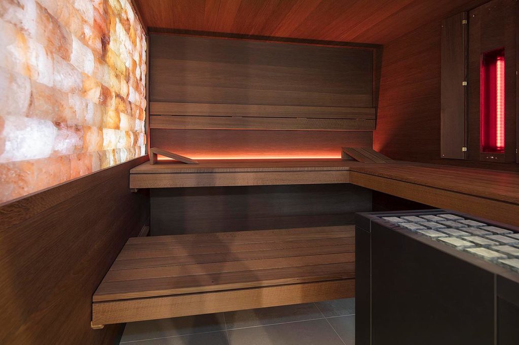 Collection de sauna LOUNGE 25 sauna eiche salzstein infrarot 3 | corso saunamanufaktur