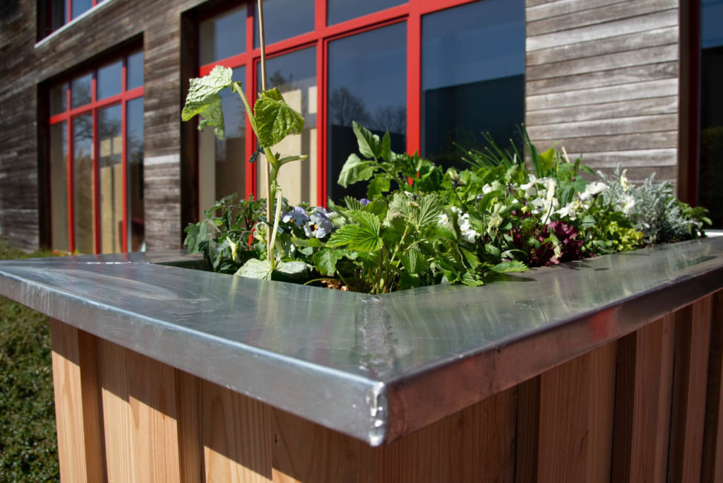 Qualität 9 Hortus Design Hochbeet in der corso Ausstellung in Bramsche