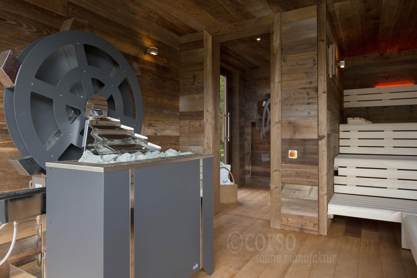 Sauna | Mühlenradofen 2 hotelsauna aufgussautomatik saunaautomation 2 | corso saunamanufaktur