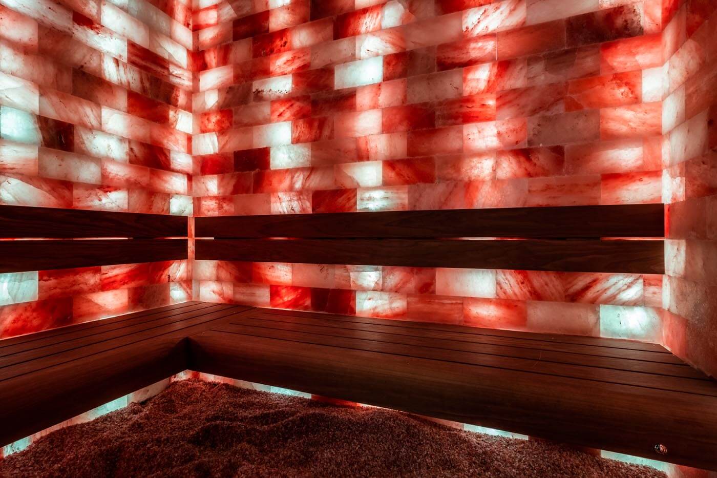 Salzgrotte und Nussbaumsauna 6 design salzkabine privatSPA glasfront corso 8 | corso saunamanufaktur