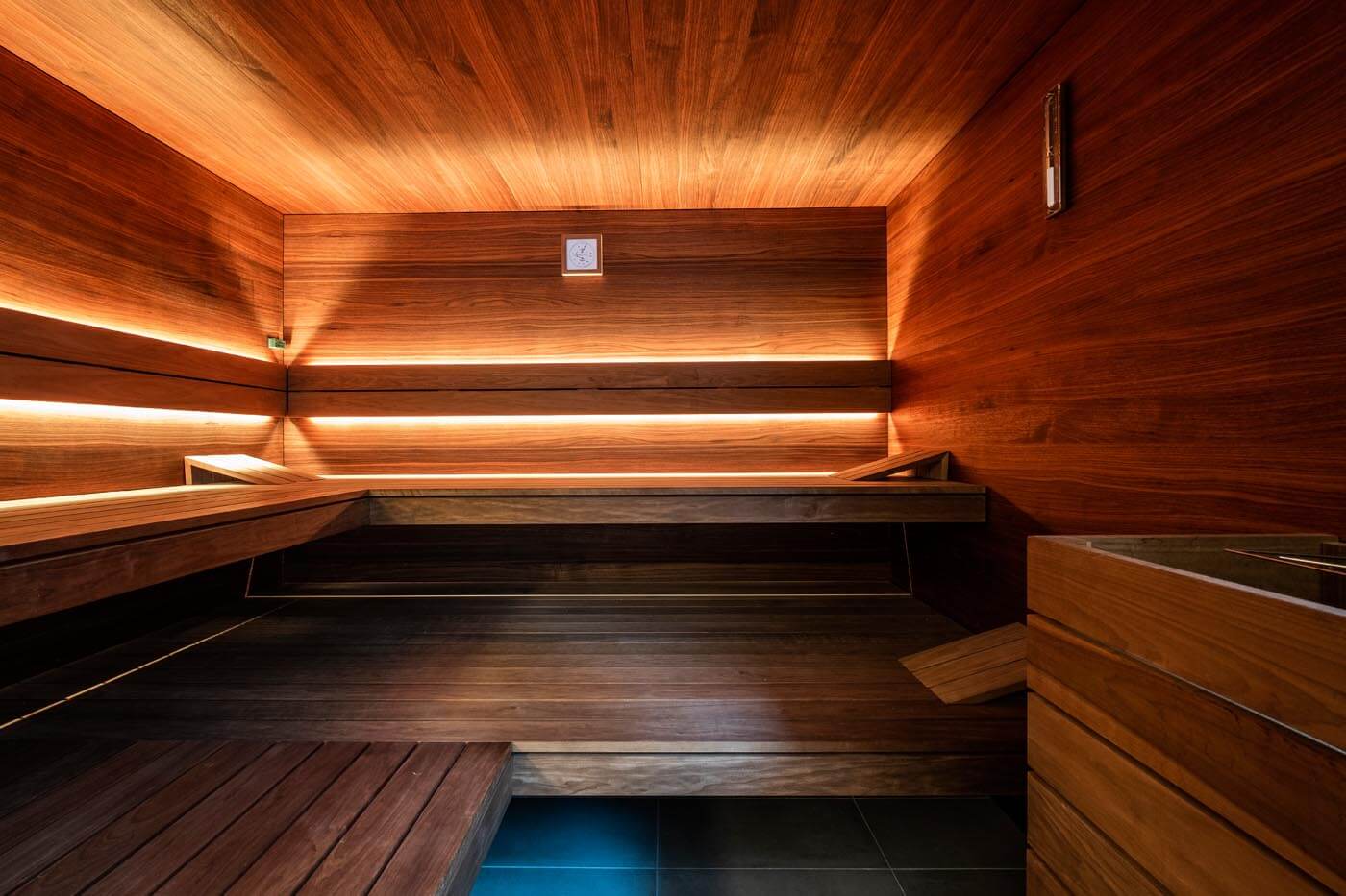 Salzgrotte und Nussbaumsauna 12 design sauna nussbaum privatSPA glasfront corso 39 | corso saunamanufaktur