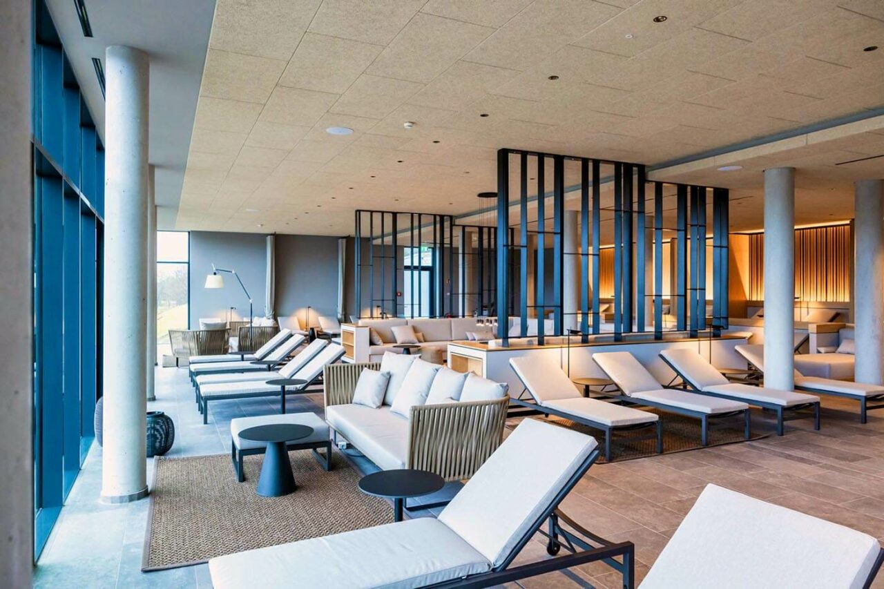 Hotel Saunabau | Breitenburg 9 hotel saunabau wellnessbereich ruheraum 4 | corso saunamanufaktur