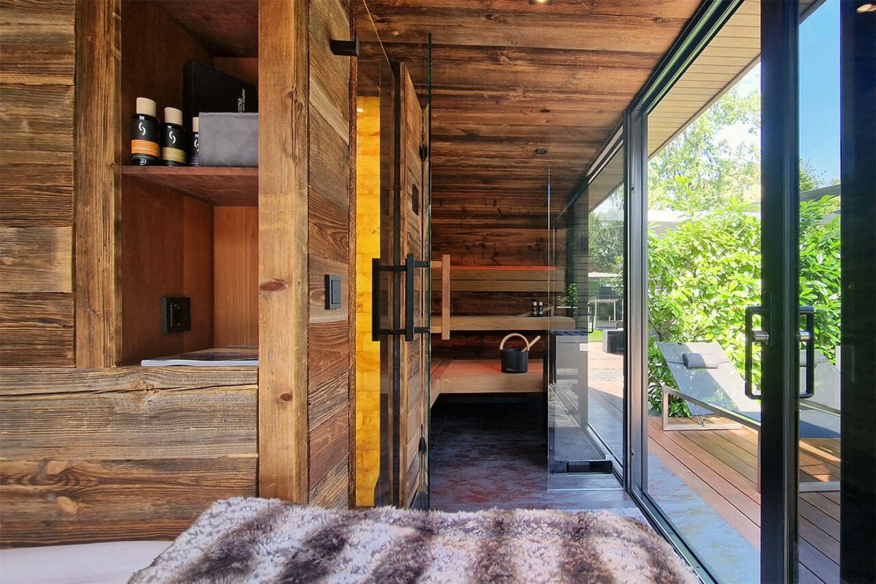 Gartensauna mit Dusche und Ruheraum 4 gartensauna dusche ruheraum corso 8 1 | corso saunamanufaktur