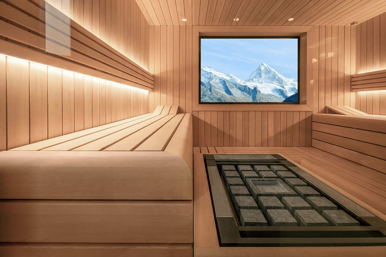 Design Sauna mit Außenfenster 10 Design Sauna mit Außenfenster. Sauna nach Maß: Moderne Sauna mit Glasfront in hellem Hemlock Holz.