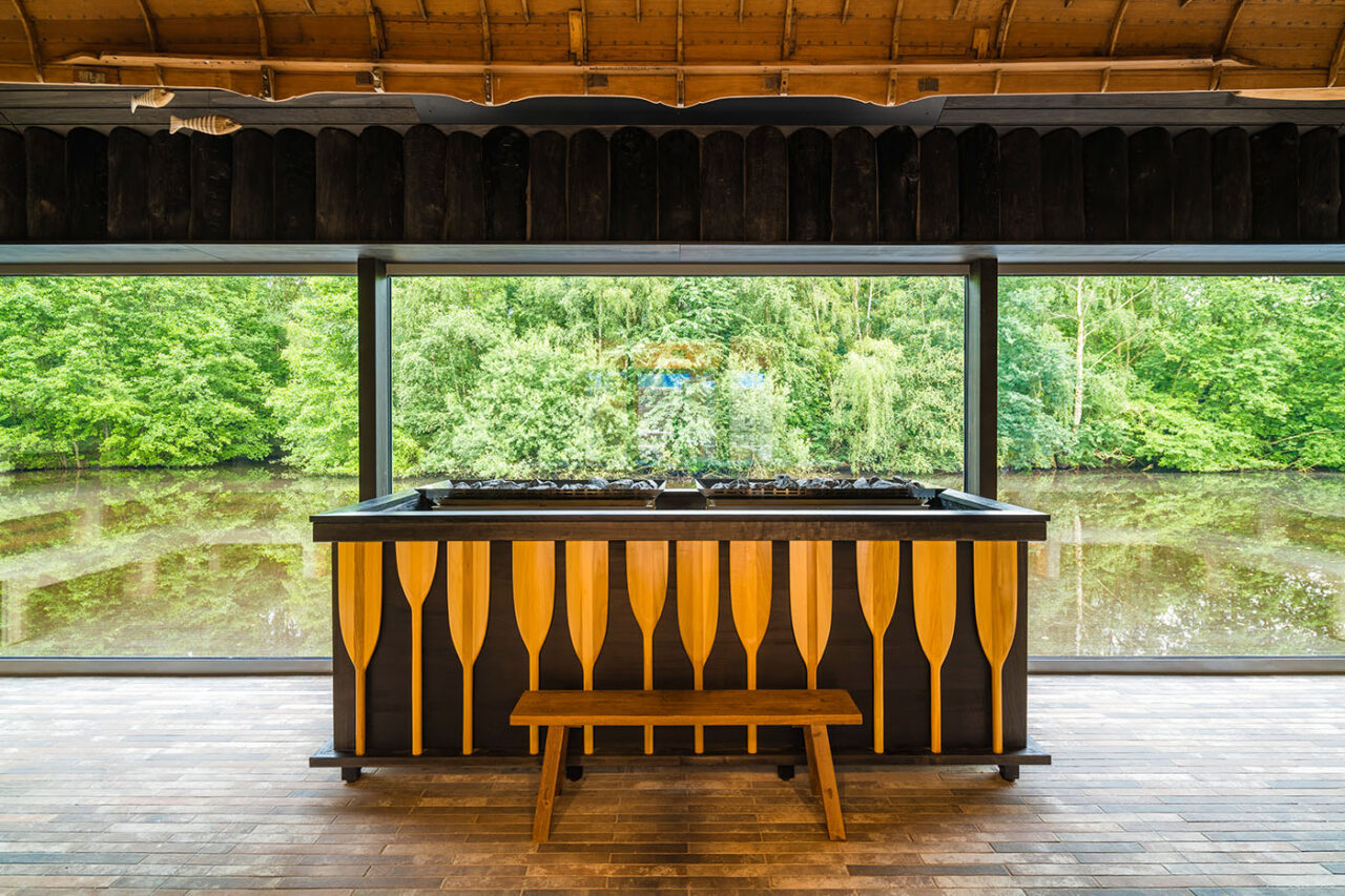 OLantis Saunawelt 4 Olantis Huntebad Saunawelt: Blick in die Flusssauna direkt an der Hunte. Gewerblicher Saunabau im öffentlichen Bad. Maßanfertigung corso sauna manufaktur