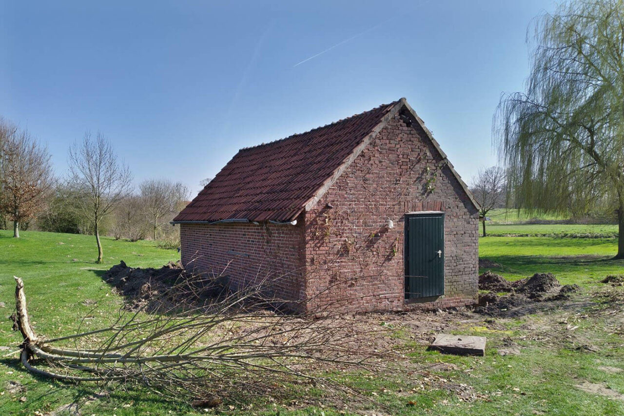 Sauna als Urlaubsinsel 143 Sauna als Urlaubsinsel: Hühnerstall vor dem Umbau zur Sauna